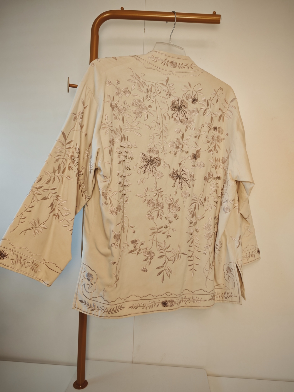 East Women Cream Silk Embroidered Floral Open Front Kimono Jacket Size 12